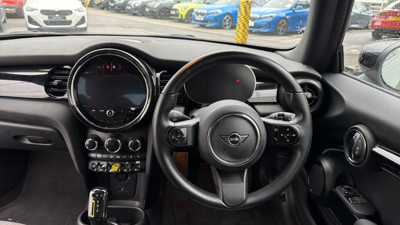 MINI Hatchback 135kW Cooper S Level 2 33kWh 3dr Auto Electric Hatchback